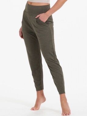 Vuori Women's Lux At Ease Harem Joggers - Oregano Heather - Size XS